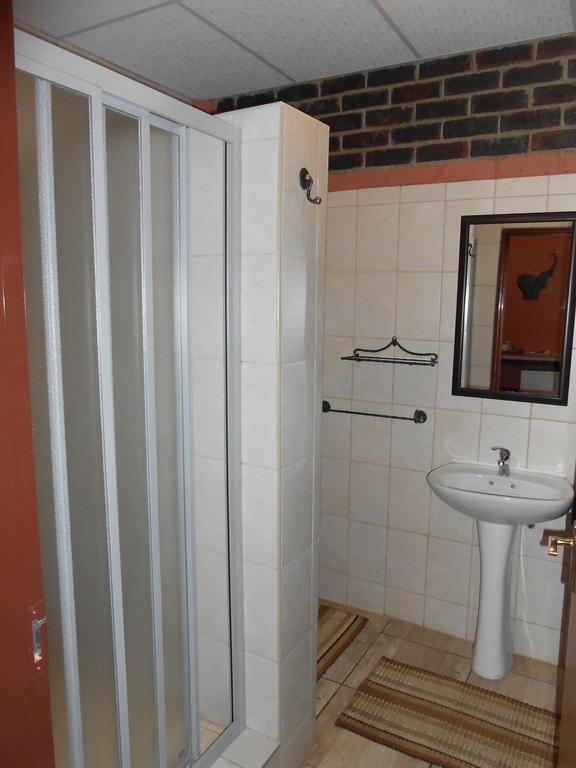 Safari Guesthouse Vryburg Exteriér fotografie