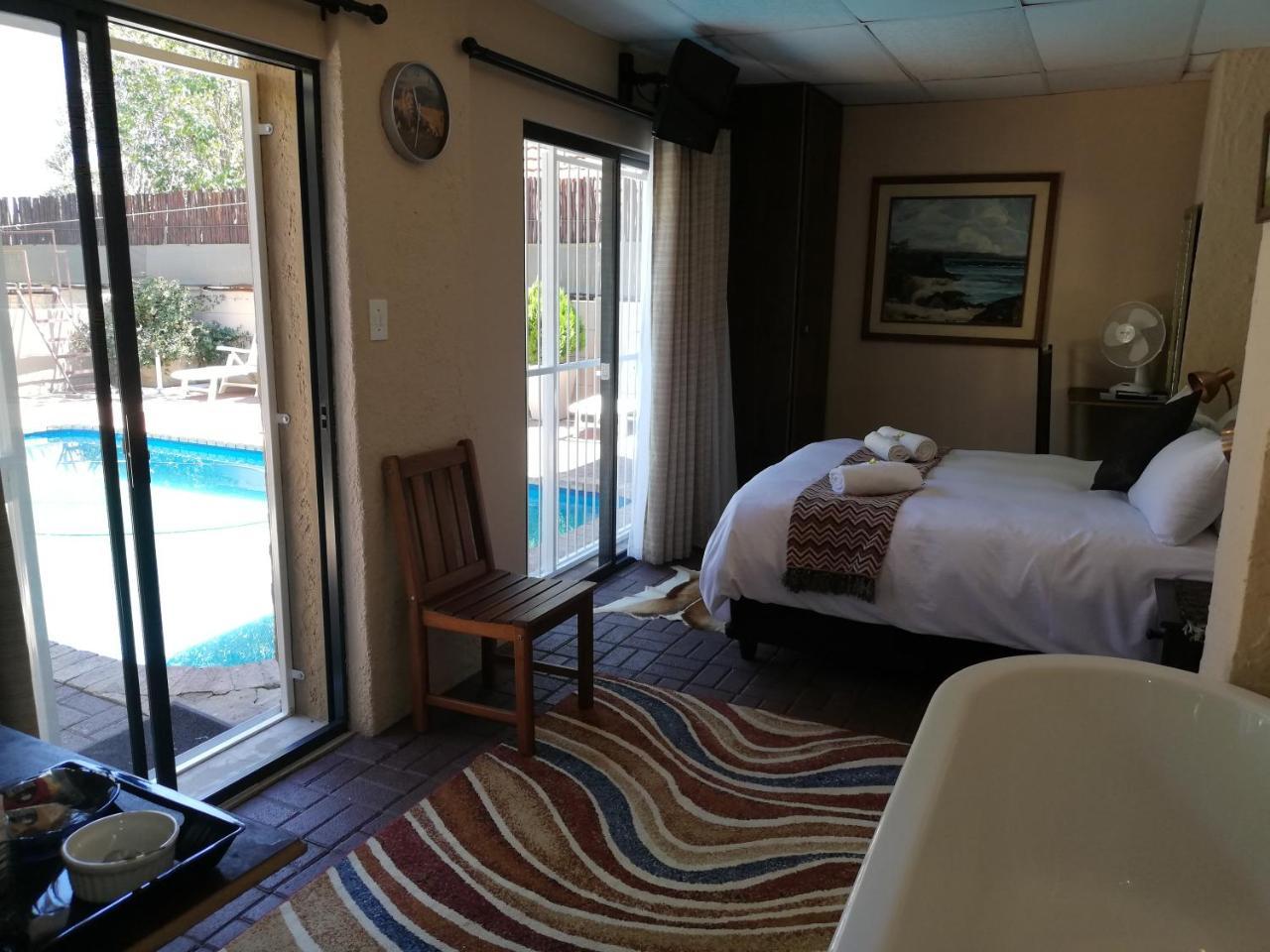 Safari Guesthouse Vryburg Exteriér fotografie