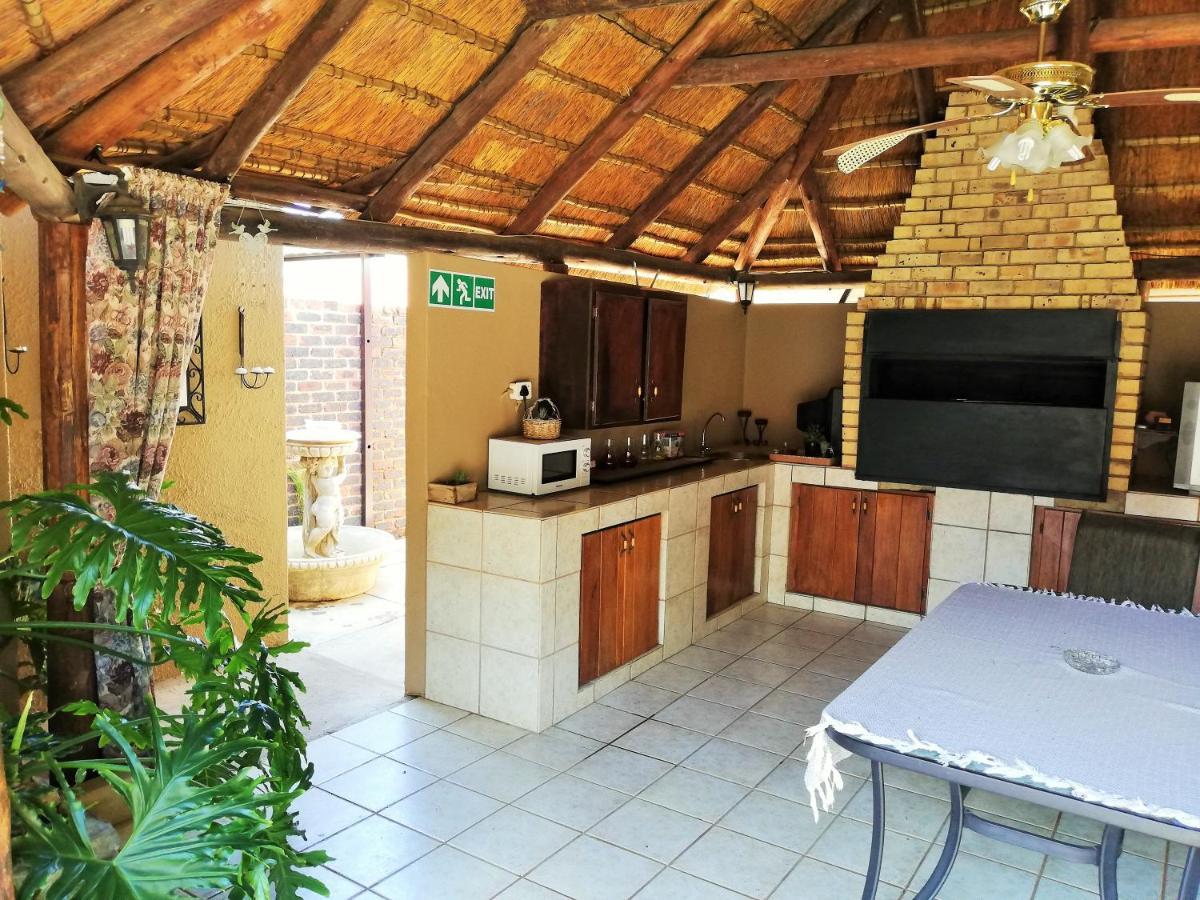 Safari Guesthouse Vryburg Exteriér fotografie